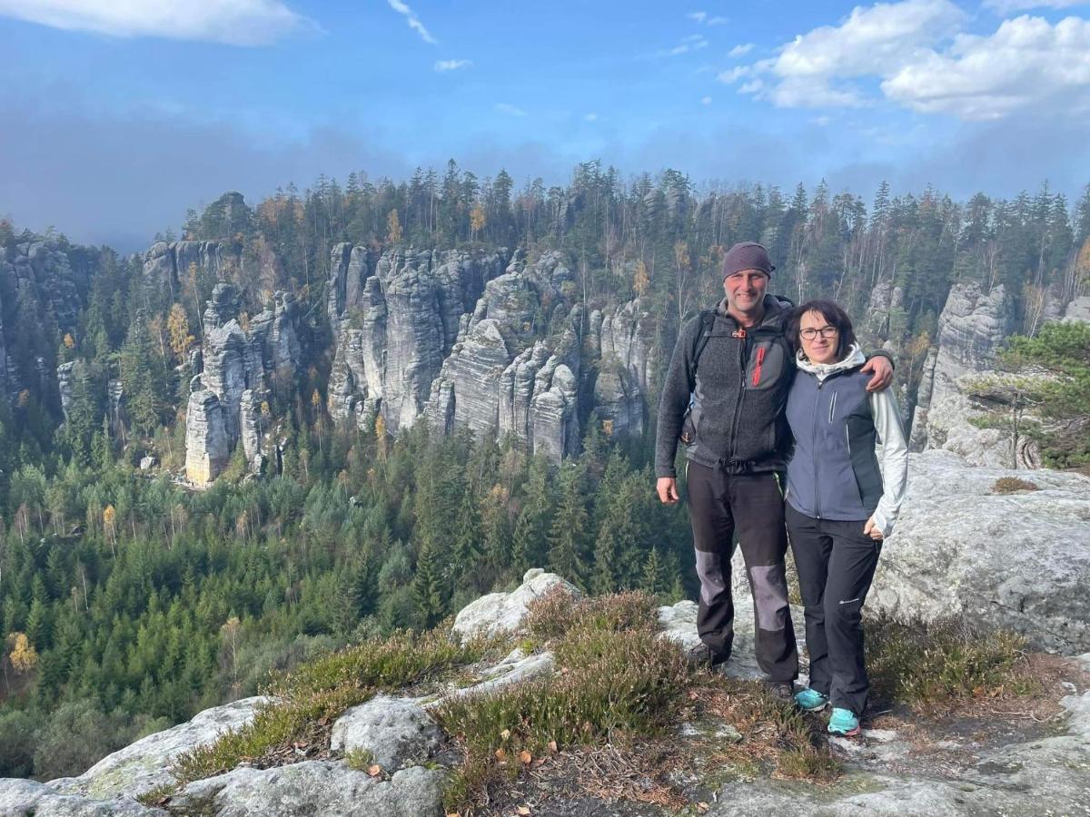 Srub na svahu sjezdovky v Radvanicích Radvanice  Exteriér fotografie