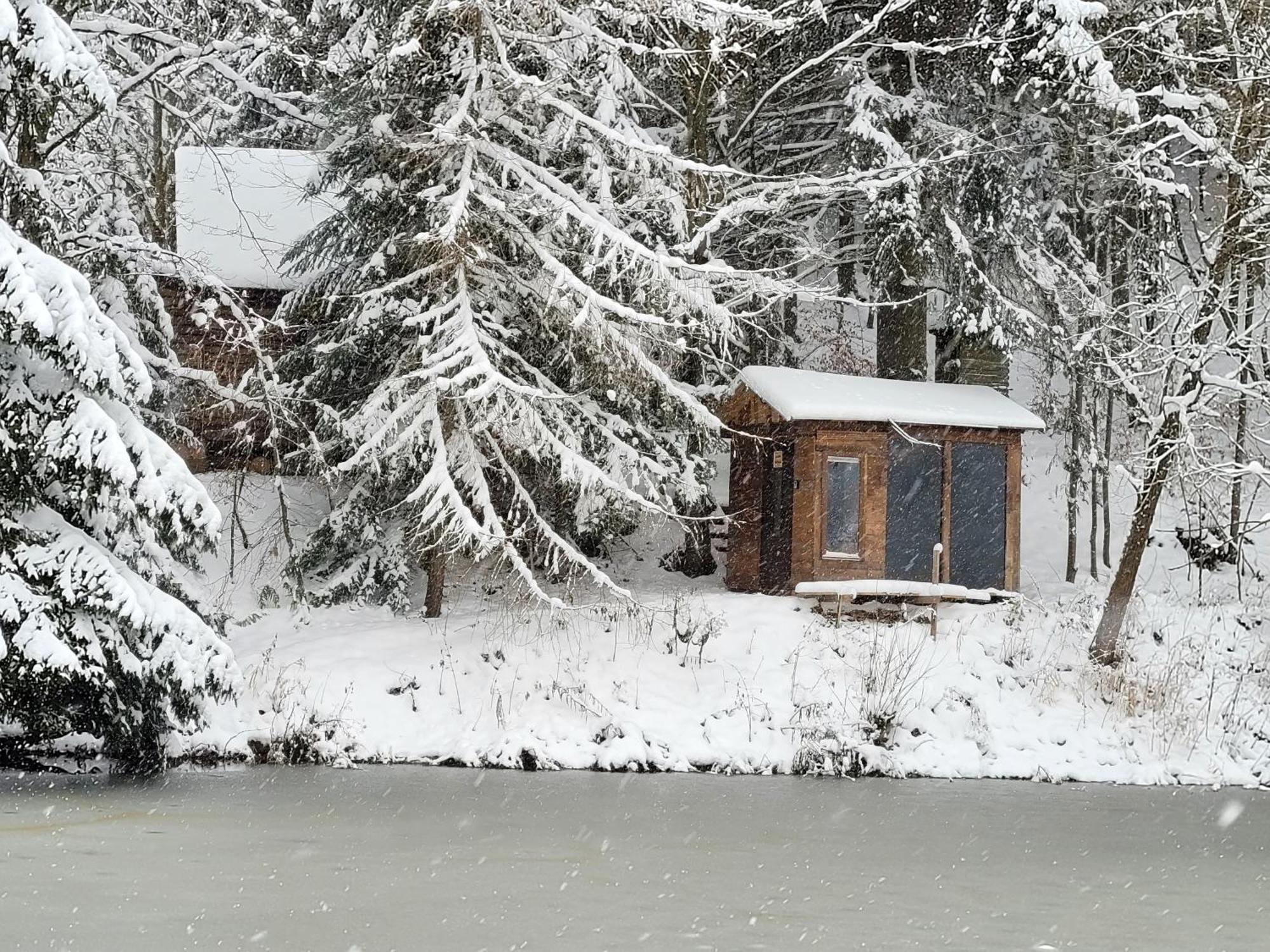 Srub na svahu sjezdovky v Radvanicích Radvanice  Exteriér fotografie